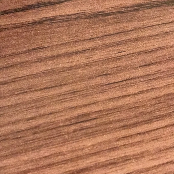 Meet your Posher, Alexia - Picture 1 of 1